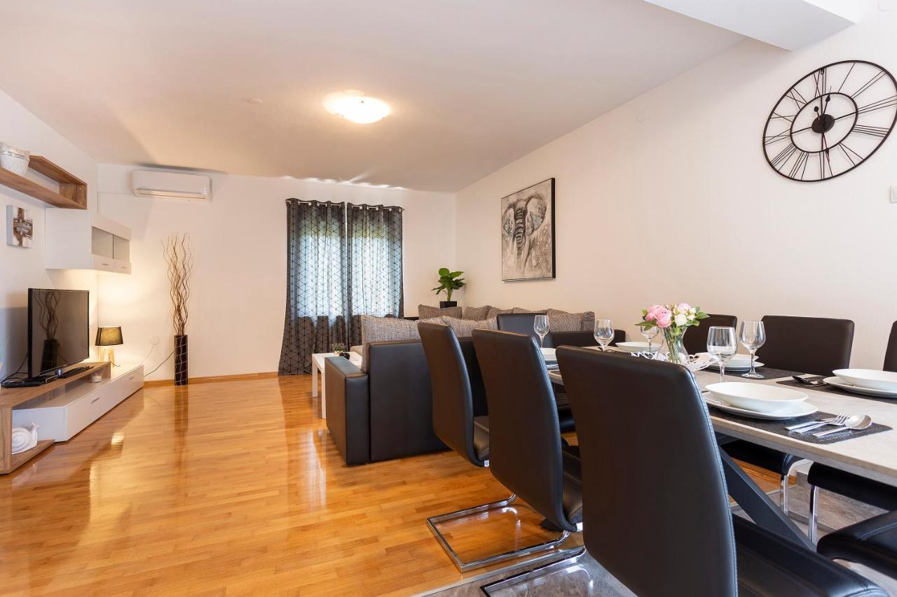 Apartmani Karoca 3 بولا المظهر الخارجي الصورة