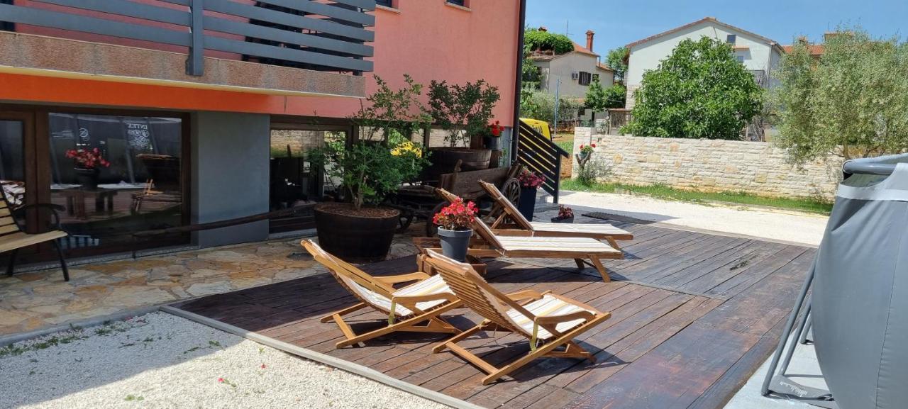 Apartmani Karoca 3 بولا المظهر الخارجي الصورة