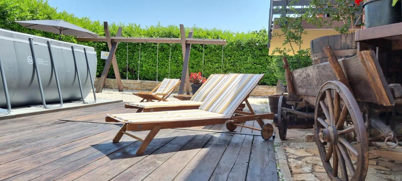 Apartmani Karoca 3 بولا المظهر الخارجي الصورة
